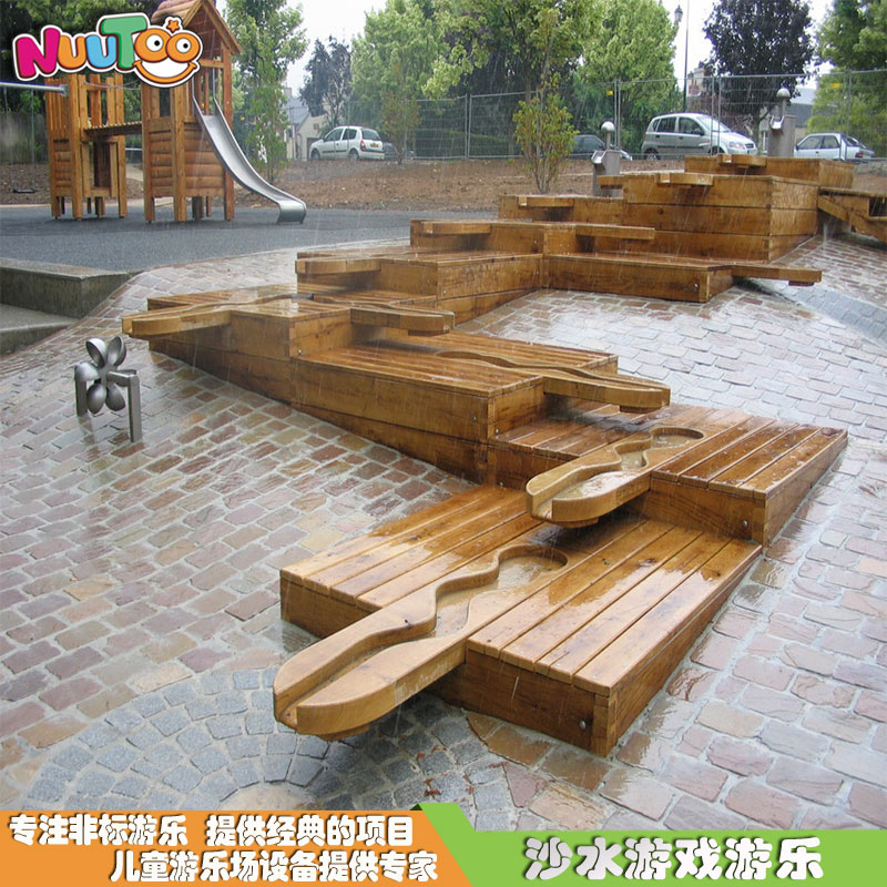 水上游樂(lè)設(shè)備有哪些